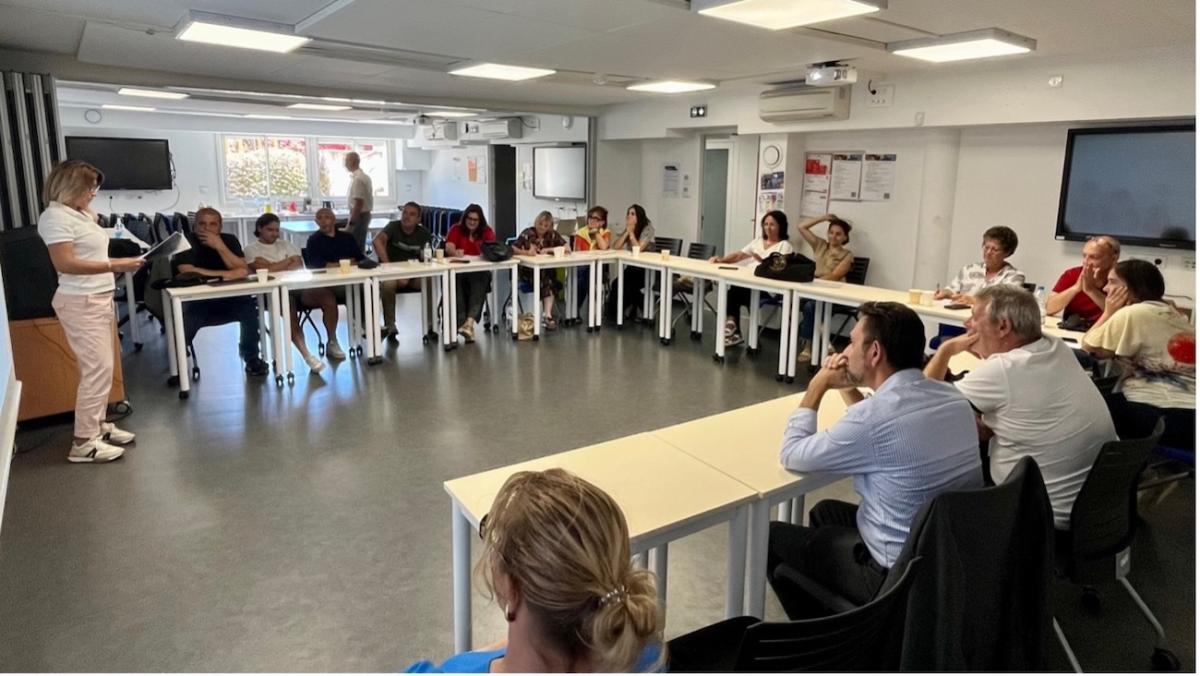 Ensemble du groupe en phase de restitution