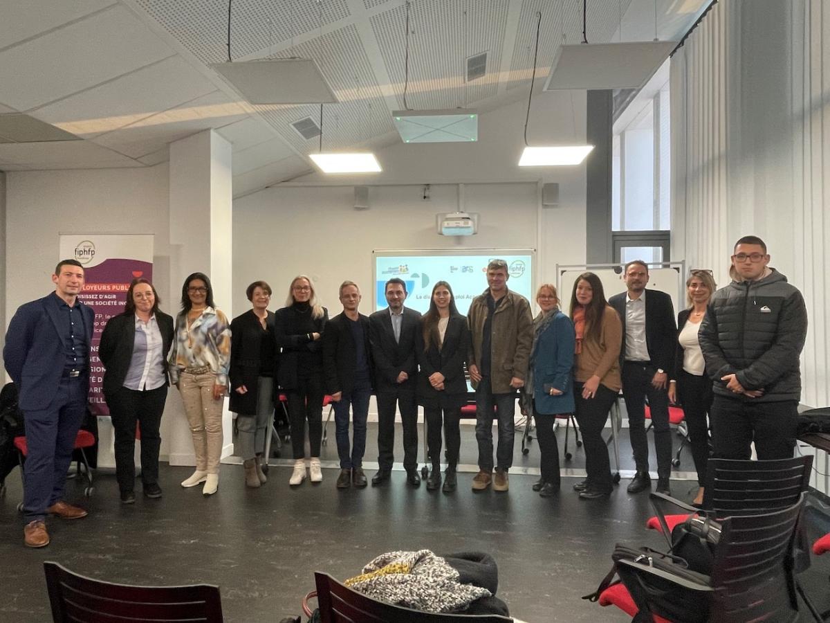 Intervenant lors de l'atelier sur le dispositif d'emploi accompagné
