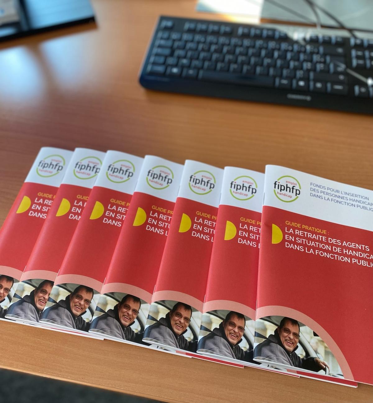 Exemplaires papier du guide de la retraite des agents en situation de handicap dans la Fonction publique