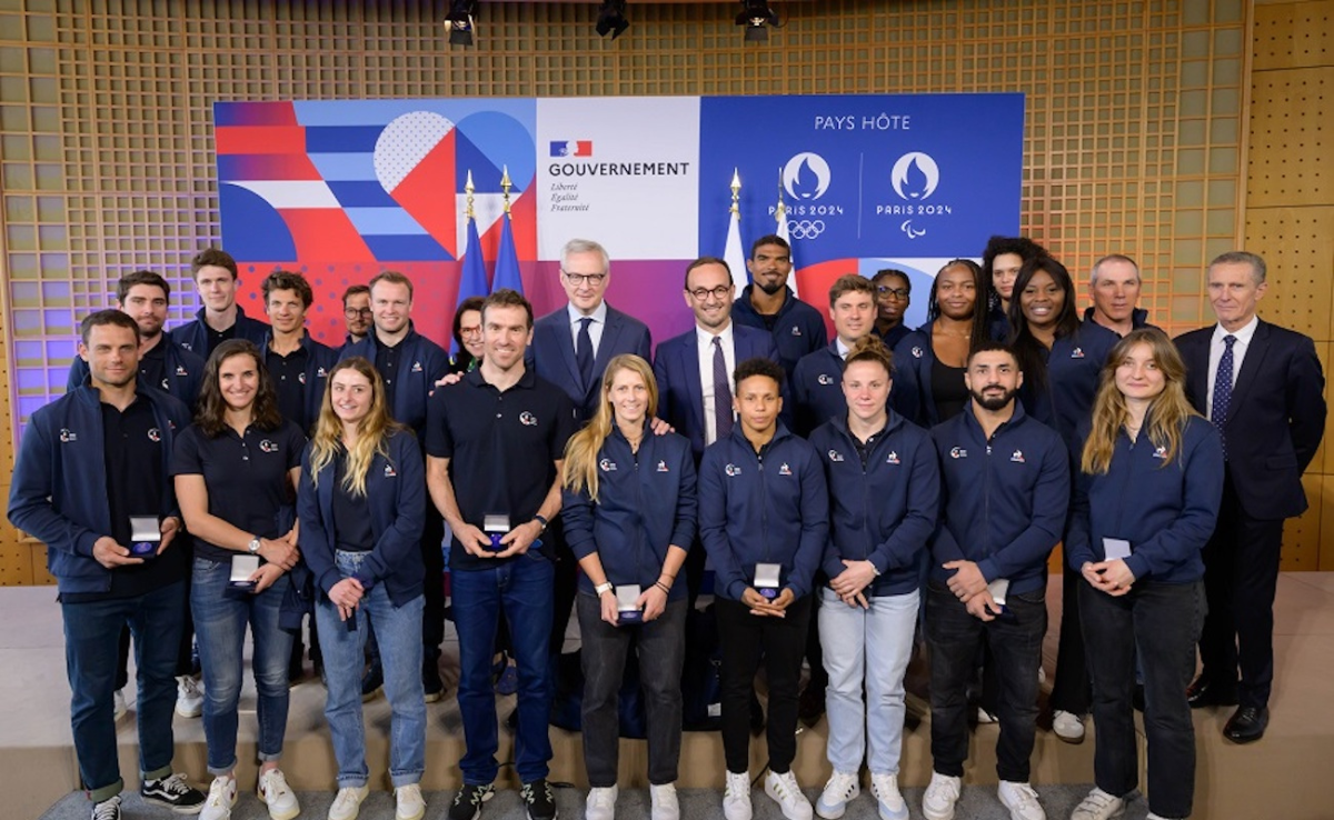 Réception des sportifs de l'Equipe de France douane à Bercy, le 16 avril 2024