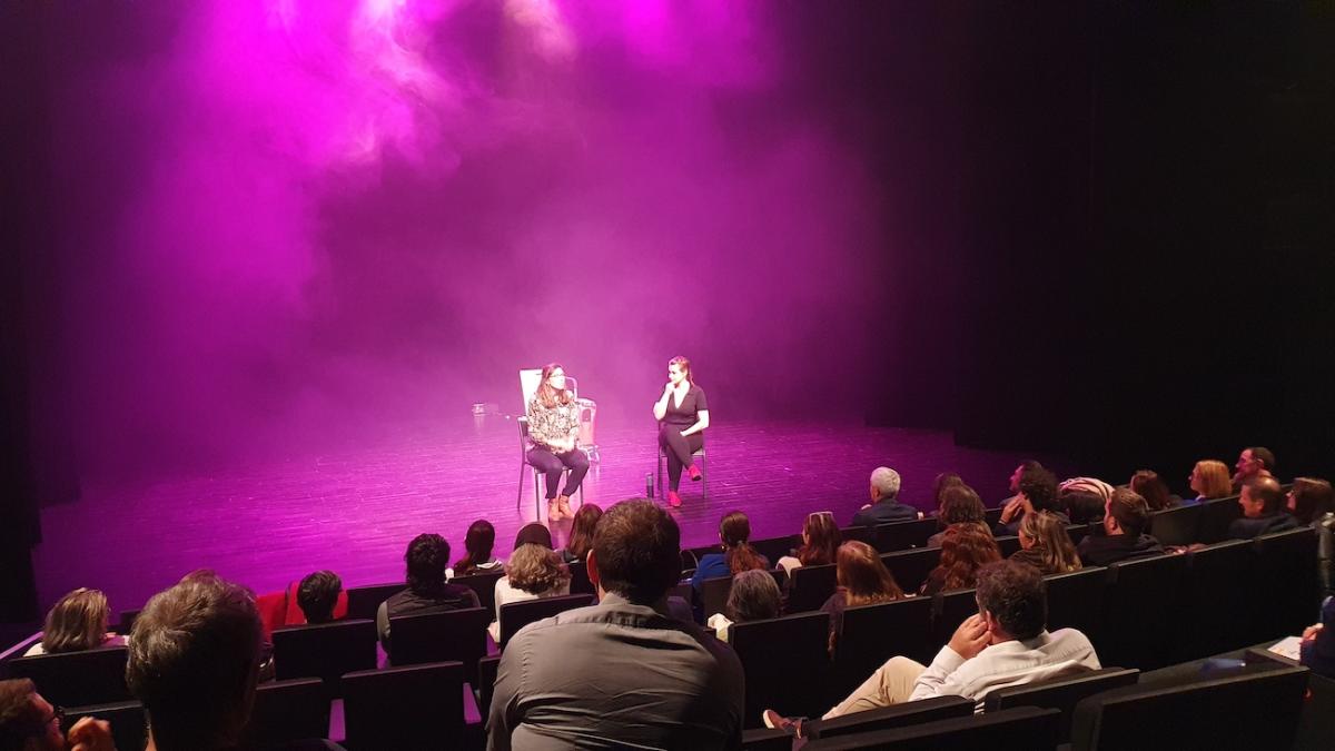 Scène du spectacle de Marjolaie Pottlitzer au Cube d'Aix Marseille Université