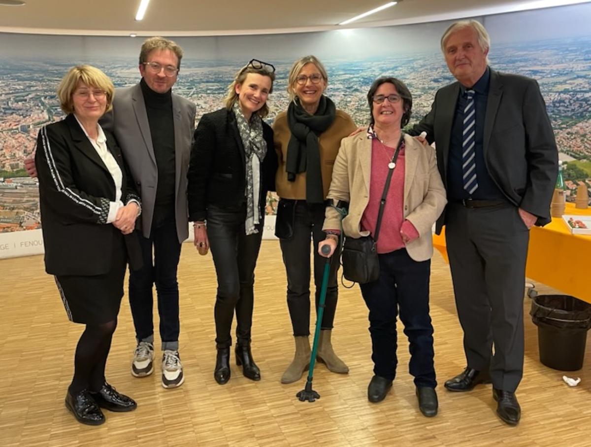 De gauche à droite : Françoise Descamps-Crosnier, Frédéric Lacaze, Pascale Levet, Caroline Mauvignier et Jack Bernon