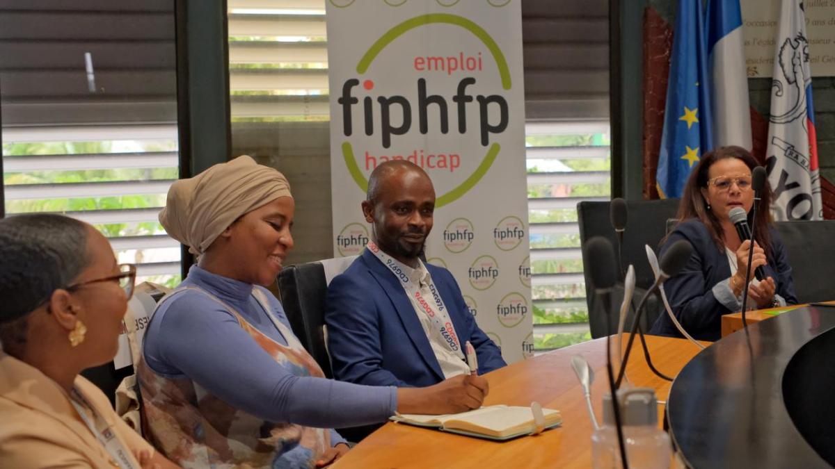 Prise de parole du tribune lors du Tour de France des 20 ans du FIPHFP à Mayotte