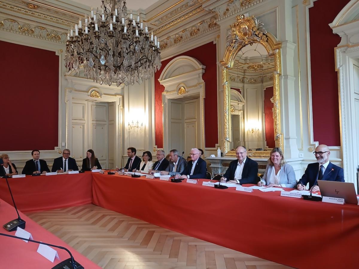 Signature de la convention de la commission de mobilité inter fonctions publiques de Haute-Savoie