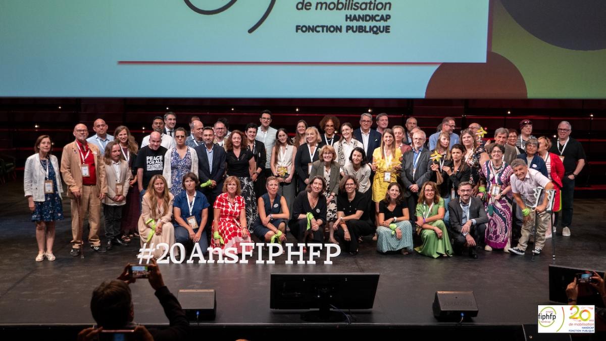 Ensemble de l'équipe du FIPHFP et des participants à la journée du 2 juillet