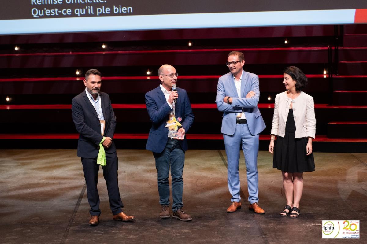Equipe d'Aix Marseille Université, accompagné par Thierry Allemand, directeur territorial du FIPHFP en PACA et Corse